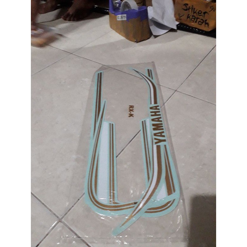 STRIPING STIKER RX K