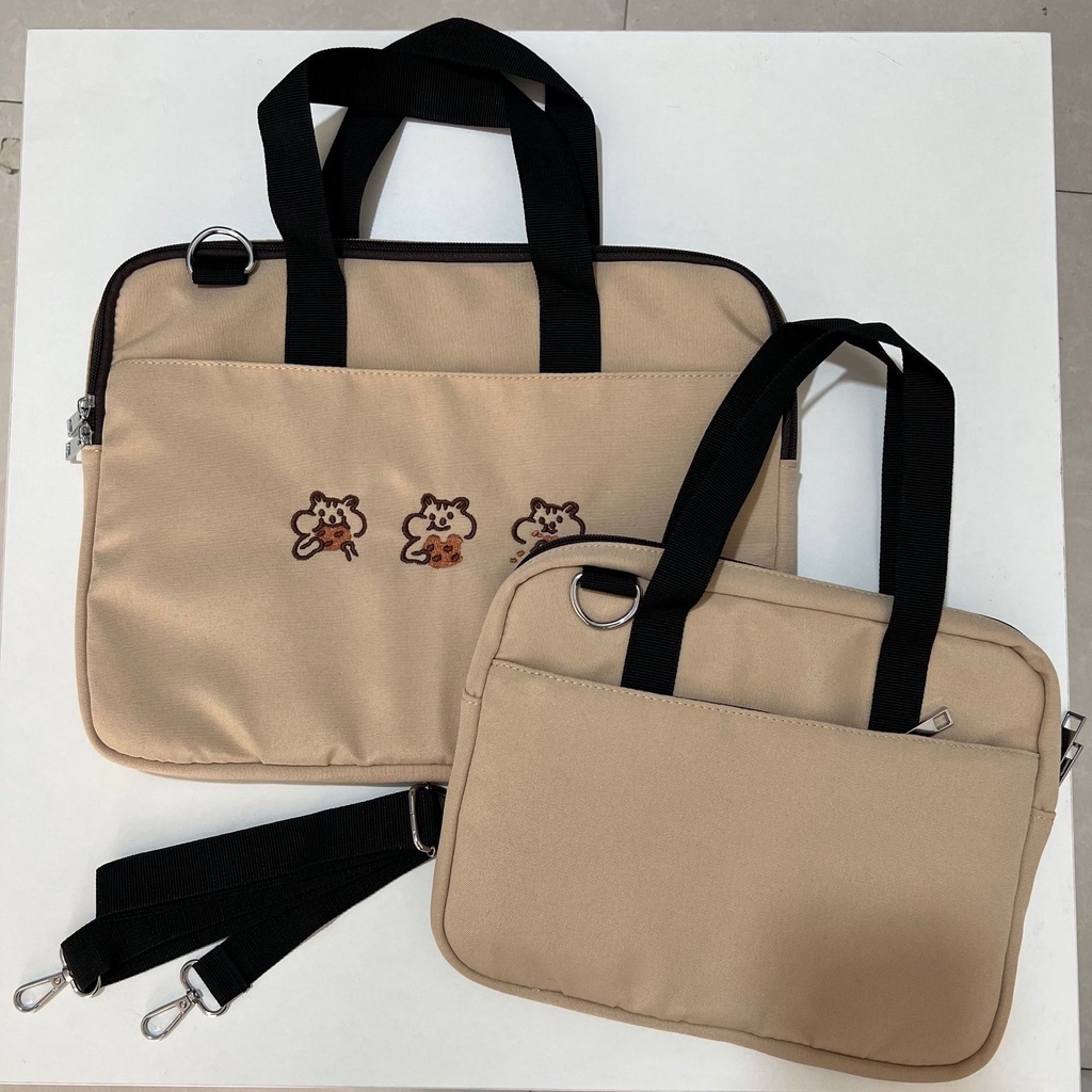 Sleeve Pouch Sarung Tas Bag Case Ipad Tab Tablet Macbook Air Pro Laptop Asus Acer Lenovo HP Huawei 11 12 13 14 15 inch Motif Gambar Kartun Bear Cat Warna Coklat Khaki Purple Ungu Cute Murah Korean Model Jinjing Tali Strap Selempang