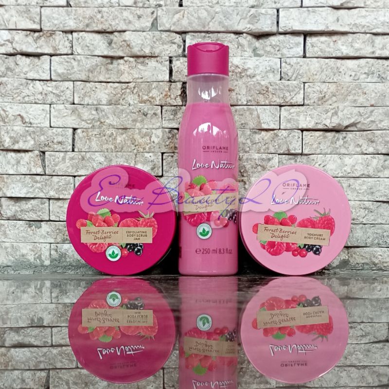 Jual Love Nature Forest Berries Delight Yoghurt Body Cream / Shower