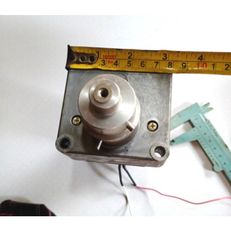 DC GEARBOK MOTOR 24~75V DC 35W RATIO 1 : 4 218RPM MODEL M603-401G