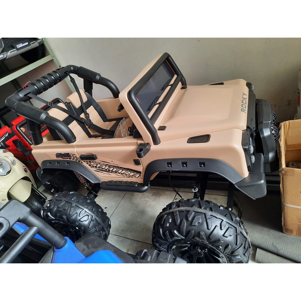 Mainan anak Mobil Jeep Aki ROCKY MONSTER ban karet - 4X4WD - HIMALAYA - SAHARA