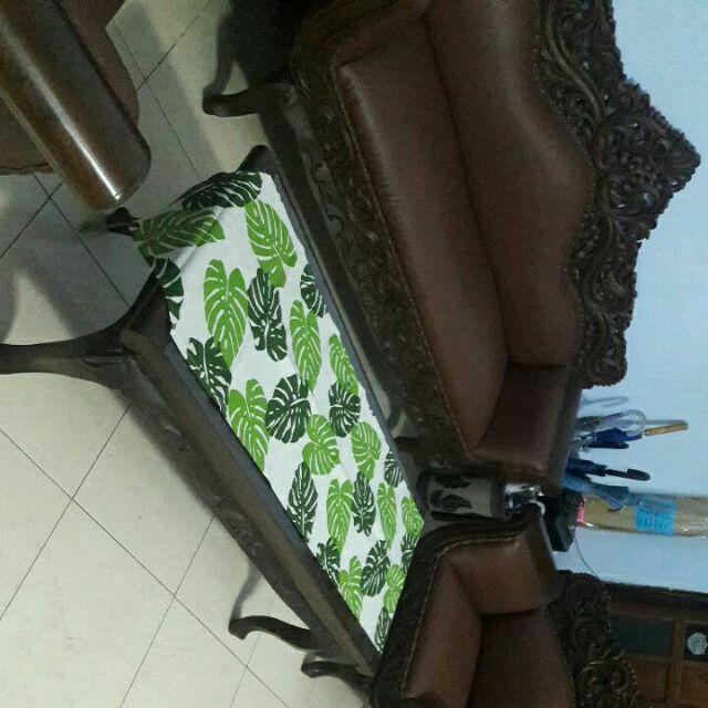 Taplak Meja Tamu Panjang Minimalis Mewah Modern Rumbai Tassel - Motif Daun Monstera