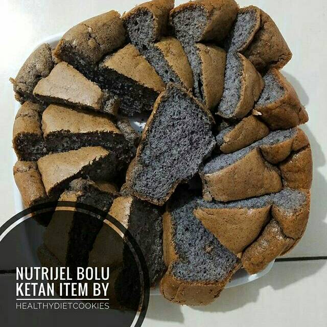 

Bolu ketan item keto