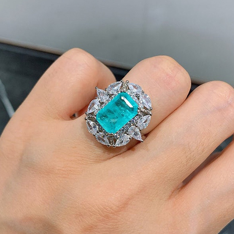 Cincin Wanita Hias Batu Biru Bahan Cubic Zirconia Warna Silver Untuk Pernikahan