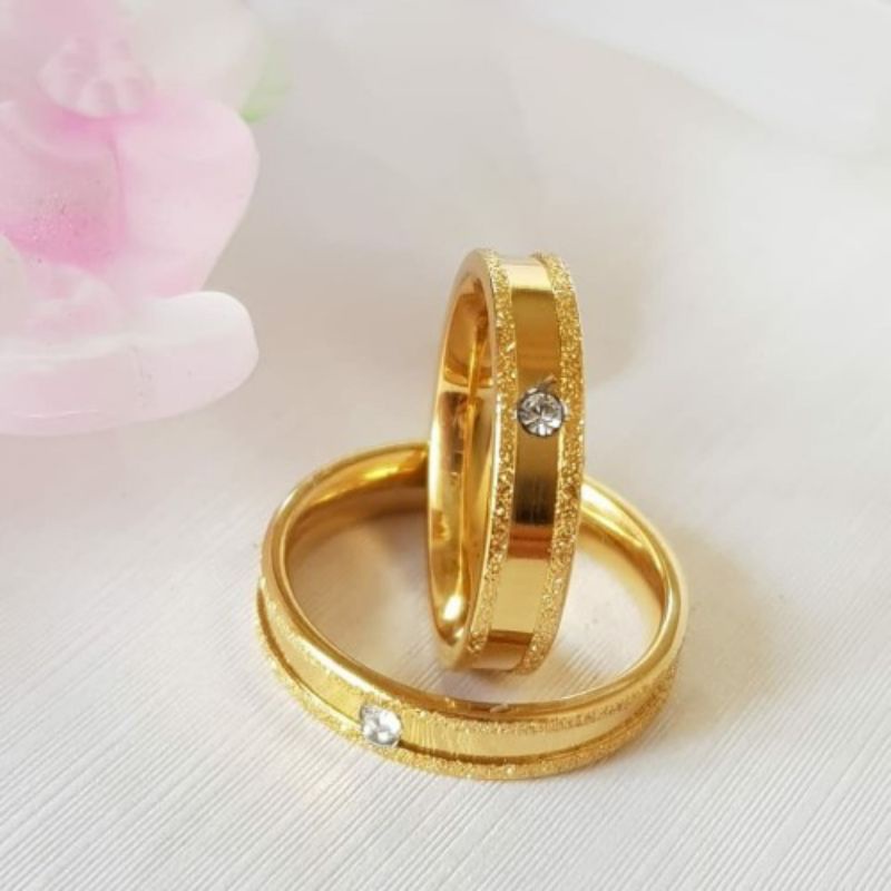 CincinCoupleTitanium Gold