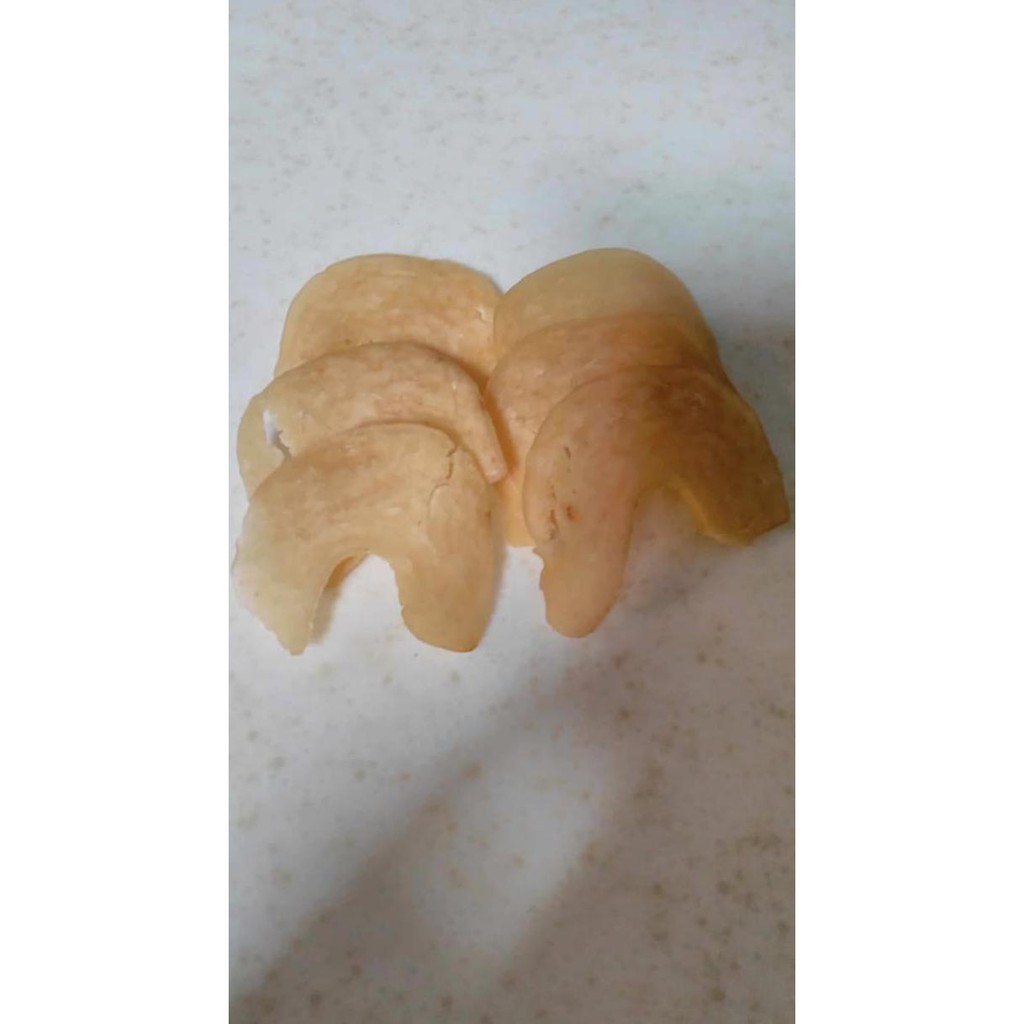 

Kerupuk Krupuk Asli Udang Rwm Khas Rengasdengklok-Karawang 500Gram