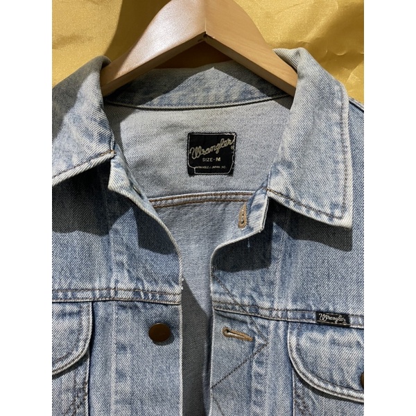 outerwear pria jaket denim pria jaket jeans pria denim jacket wrangler jaket denim wrangler ukuran M