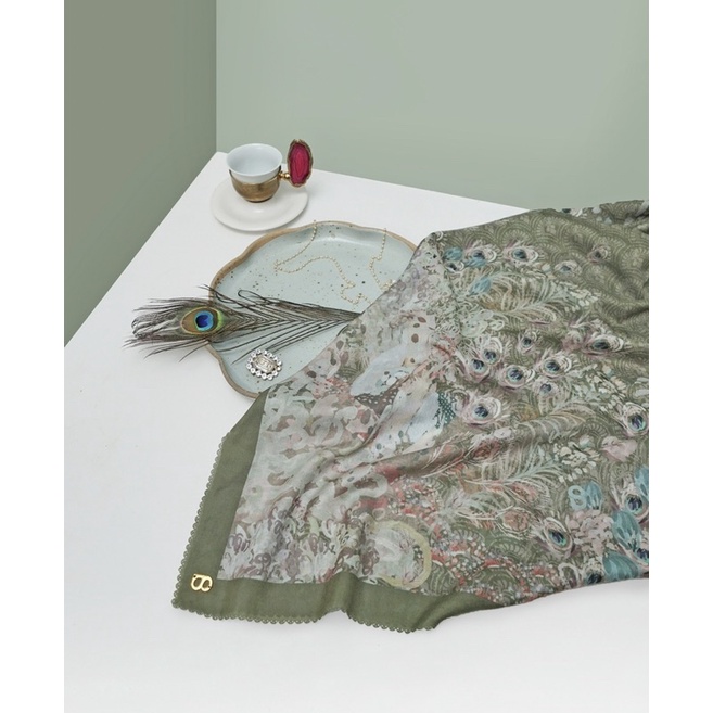 Buttonscarves The Ederra Series “Pickle” green Preloved