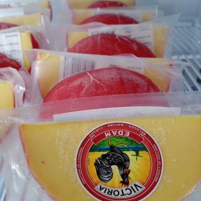 

Keju edam Victoria 1 potong