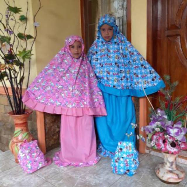 MUKENA ANAK KARAKTER  2-10TH + TAS RANSEL BAHAN KATUN CVC MIX KATUN CARINI KARAKTER LOL DAN KUDAPONY