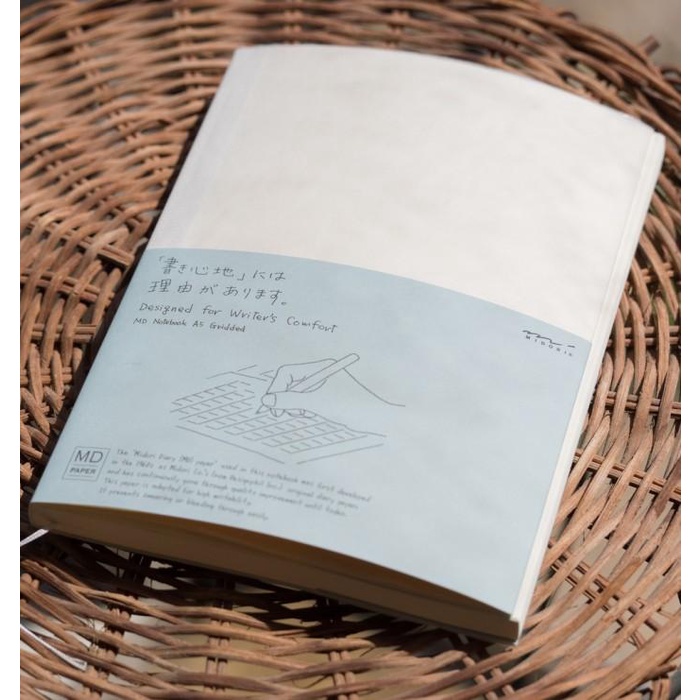 

Midori MD Notebook A5 | Plain Dot Grid Bullet Journal Traveller TN