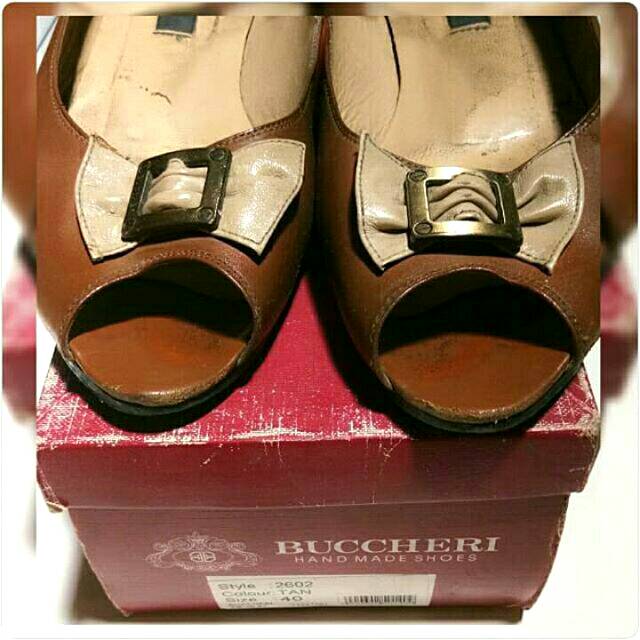 Sepatu Buccheri