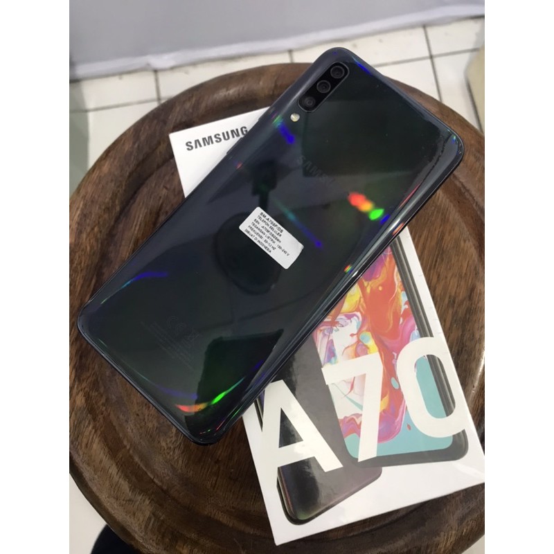 samsung a70 6/128 (bekas)