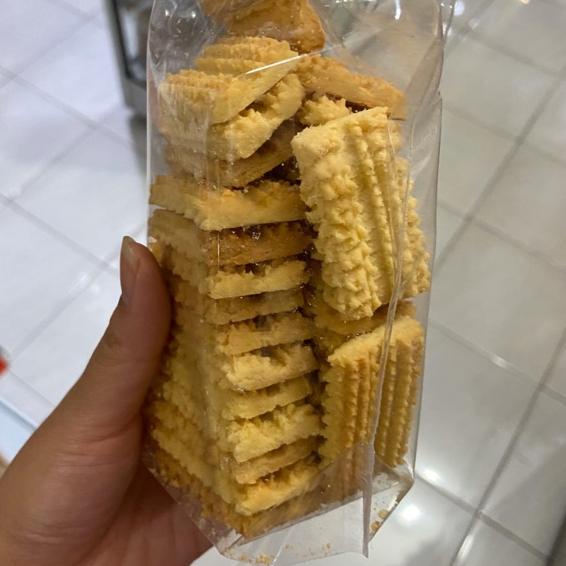 

Kue Sempret Polos Kecil Khas Bangka - Kue Bangka / Snack Bangka / Snack Khas Bangka ,.