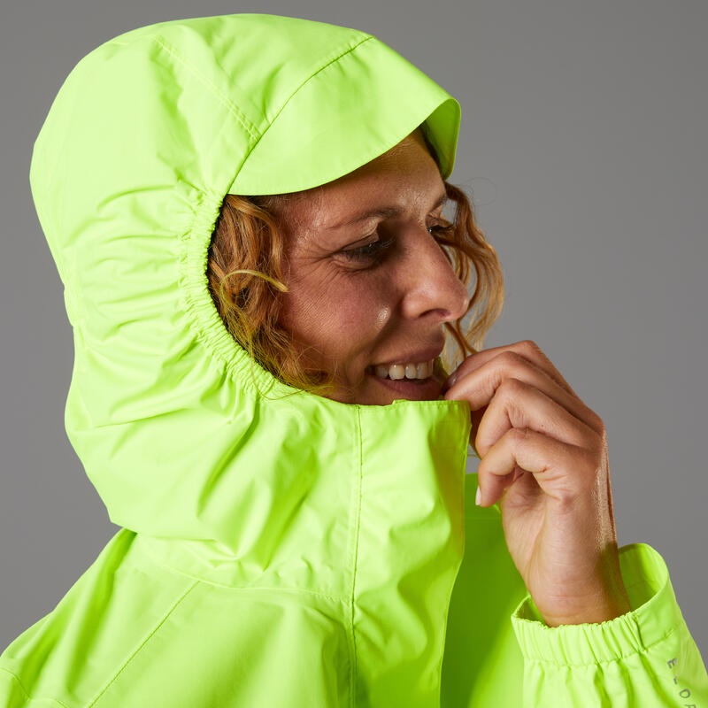 BTWIN 100 Jaket Sepeda Anti Air Waterproof Untuk Wanita