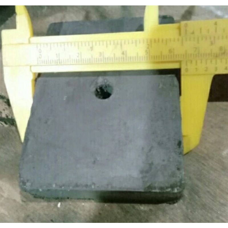 magnet kotak ukuran 85 x 65 x18mm magnet super lengkat