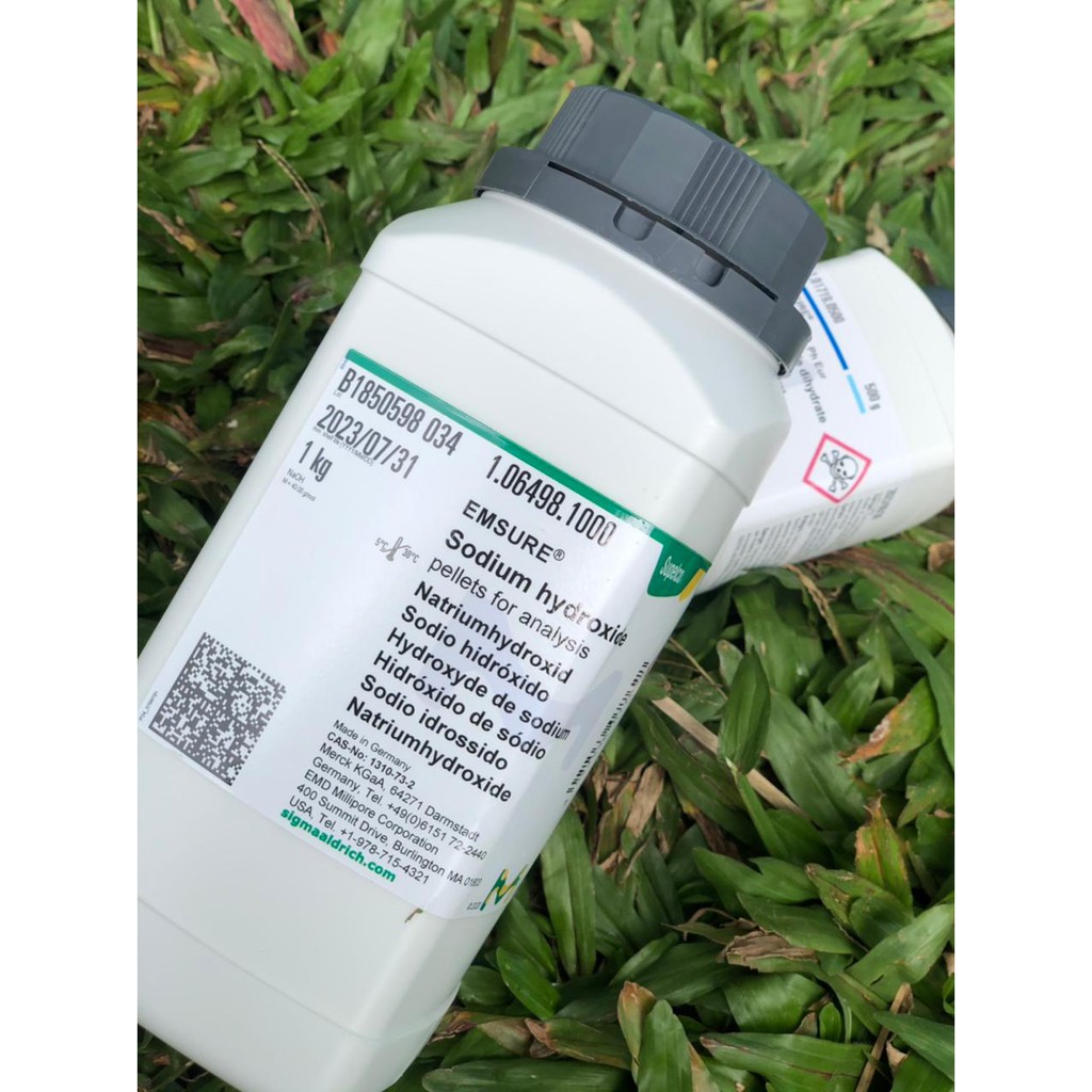 Sodium Hydroxide/ Sodium Hidroksida Merck