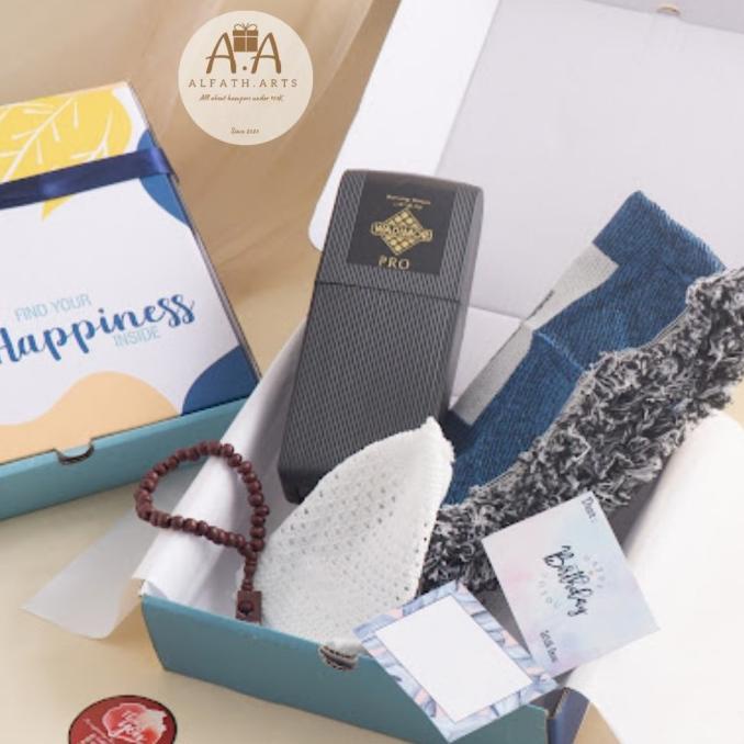 

HAMPERS ALAT IBADAH PRIA/ HAMPERS NIKAHAN / KADO ULTAH / KADO WISUDA