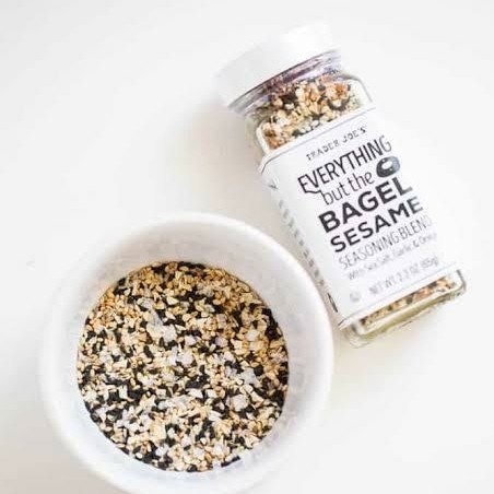 

PRODUK TERBARU - TRADER'S JOE SPICE EVERYTHING BUT THE BAGEL SESAME JAR 65GR