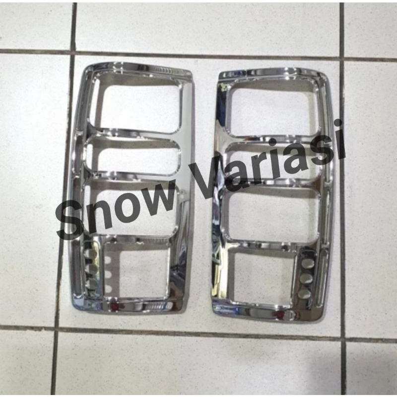 Garnish lampu chrome lampu belakang Kijang Super 1986-1991