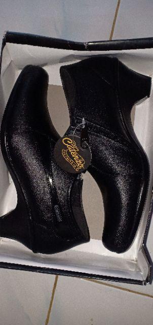 Sepatu Formal / Pantofel / Kerja Wanita Kulit Hitam Catenzo Us 025 Ori