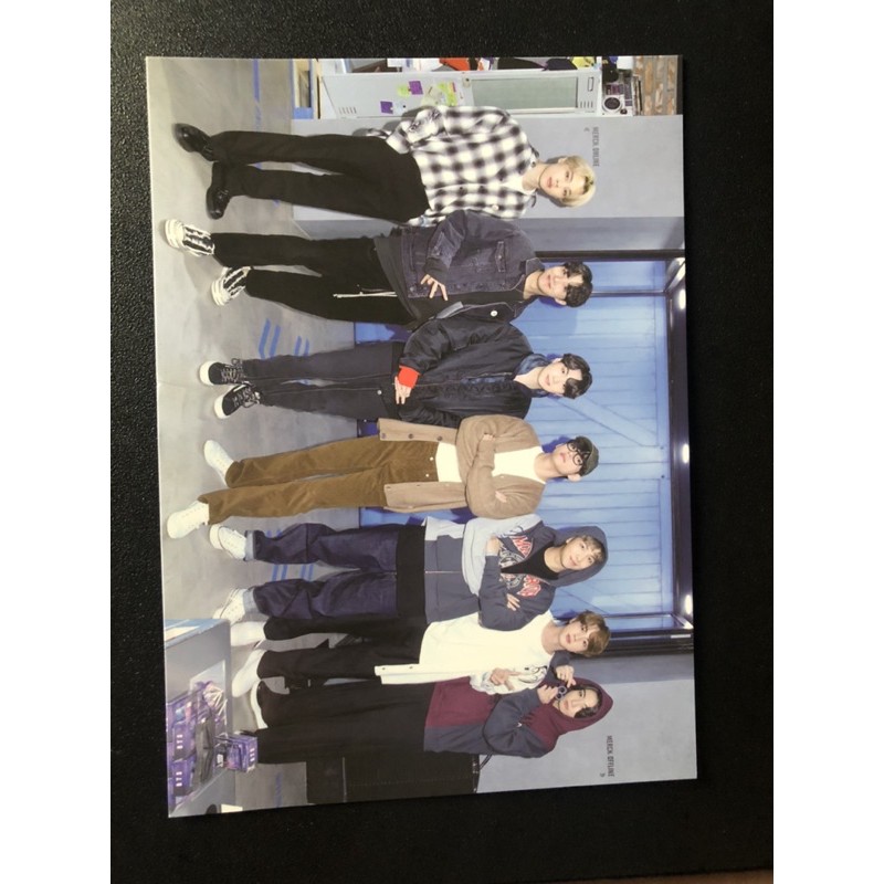 POSTCARD POP UP STORE BTS