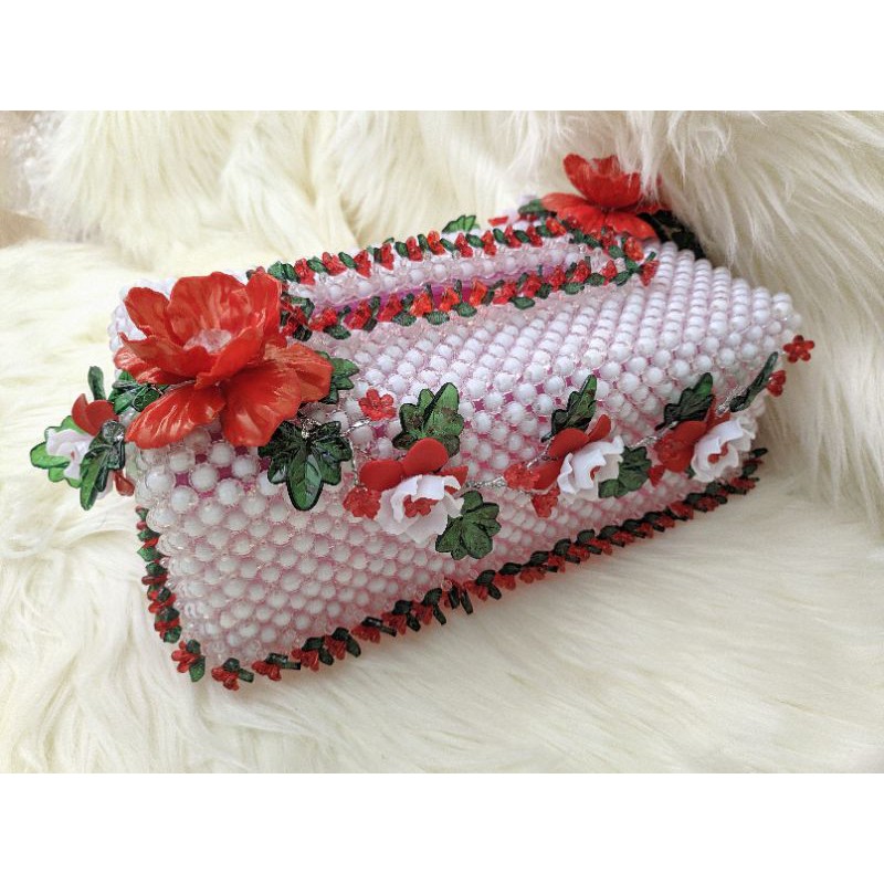 kotak tisu merah putih bunga manik akrilik free kotak plastiknya