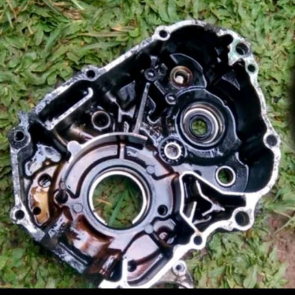 krengkes rengkes sebelah kiri supra supra fit legenda revo