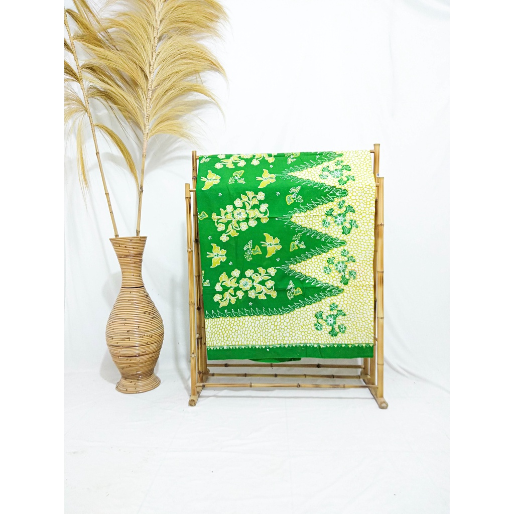 Batik Tulis Lasem 2 Warna Motif Sekar Jagad Tumpal Krecak