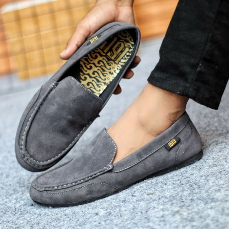 MODMEX GREY Sepatu Pria Keren Slip On Casual Spatu Slop Santai Main Selop Kasual Original Kulit Suede