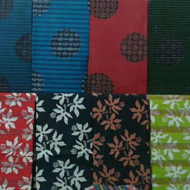 Kain Tenun Lurik Lukis Malam ( 2m x 110-115m ).