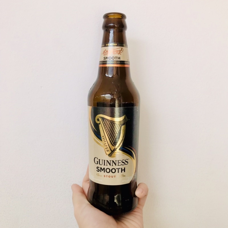 BOTOL BEKAS BIR GUINNESS SMOOTH ISI 8 PCS - BIR HITAM - BOTOL BEKAS MIRAS - BOTOL SECOND BIR BINTANG