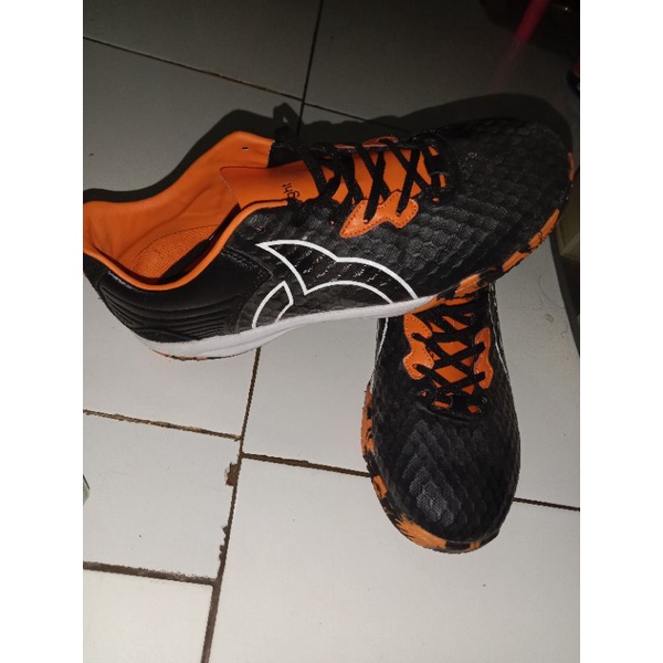 sepatu futsal Ortus jogosala venom