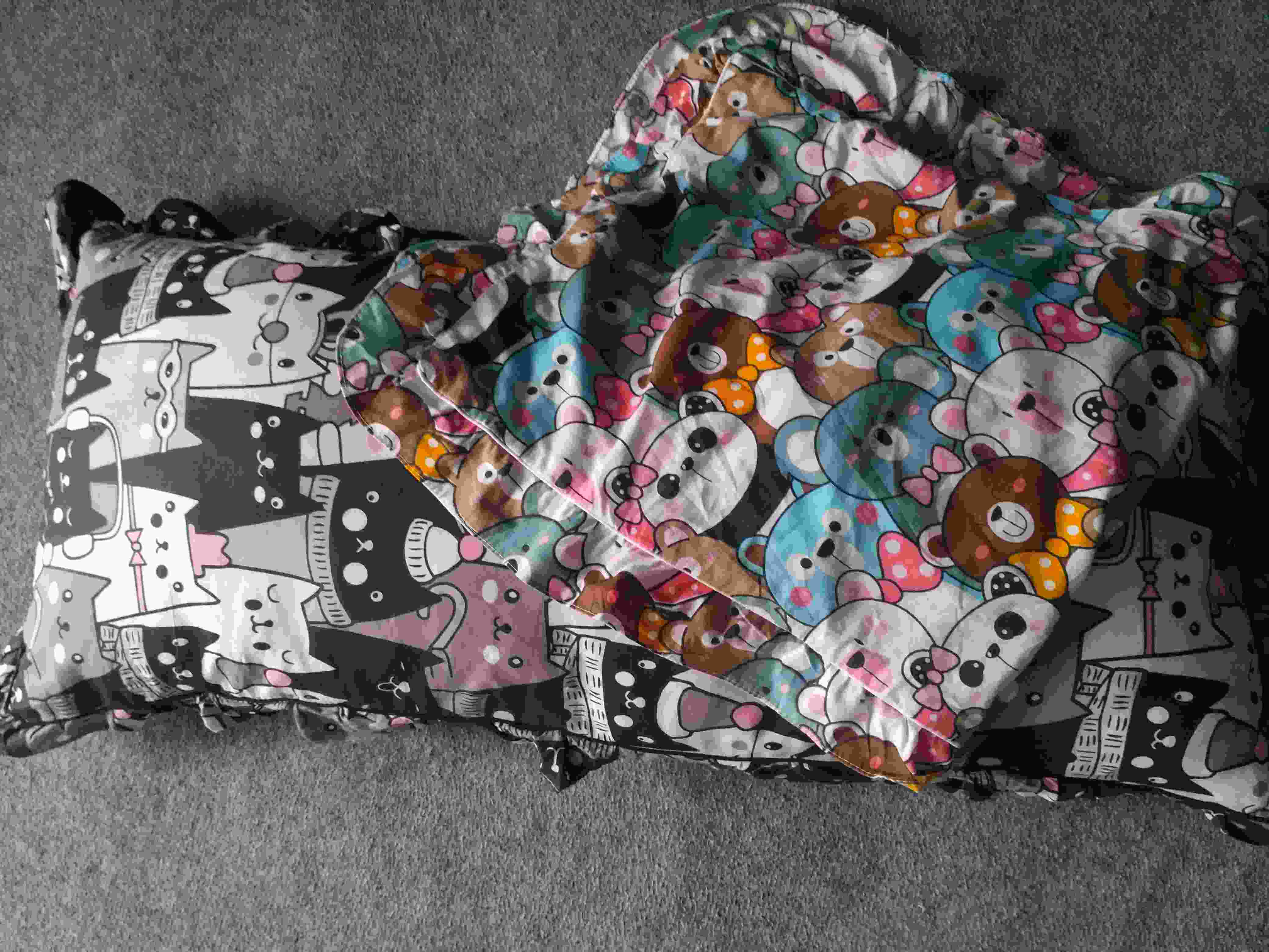 Sarung Bantal Cinta 45*90 Terbaru Karakter Dan Abstrak