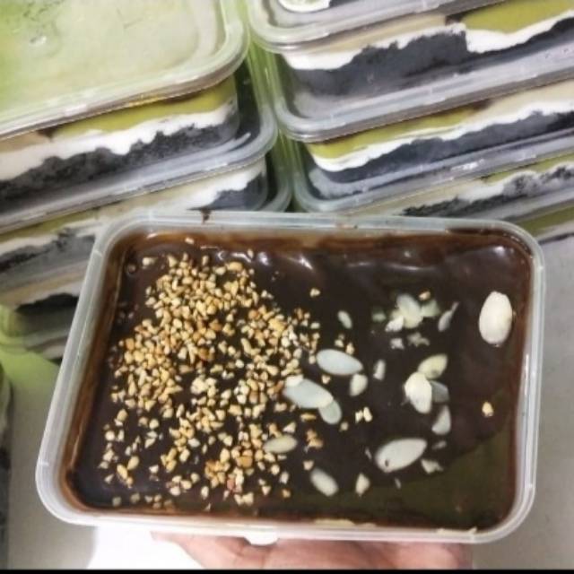 Cake Lumer Alpukat / Durian