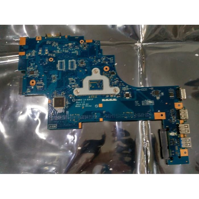 Motherboard Toshiba Satellite C55-B ZSWAA LA-B301P Intel Core i3