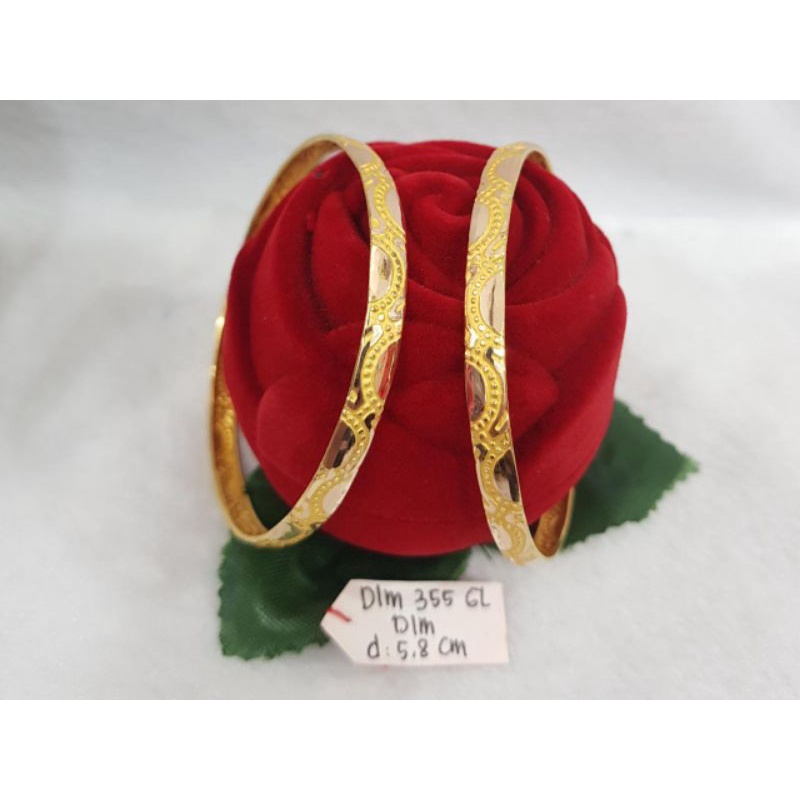 DLM355GL gelang keroncong isi 2 biji model batik emas kuning asli berat 7.750 kadar 70% 16k d 5,8cm