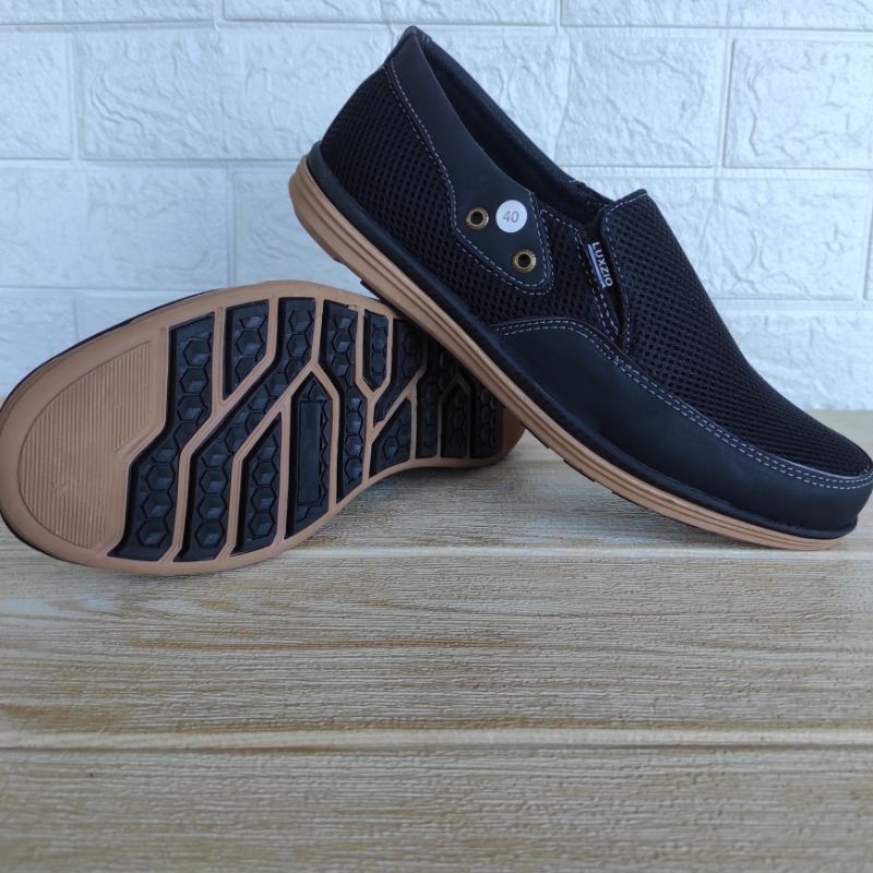 Sepatu Pria Slip On Kasual Premium Casual Sol Karet Lentur Kulit Suede Kantoran Original Mojokerto