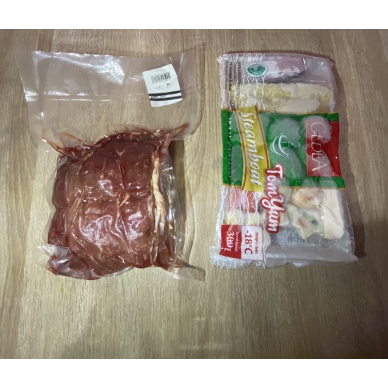 

Paket Sukiyaki Beef Slice AUS 500gr dan Steamboat Set 300gr