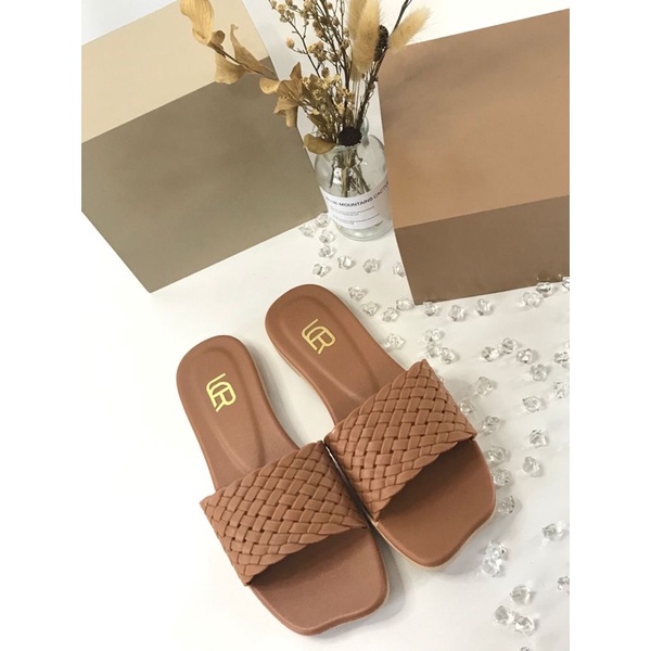 Sandal Slop Motif Anyaman Import LCR 2135-1 dan 2135-3-Mocca 2135-3