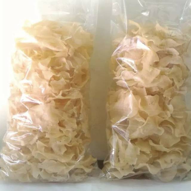 

Kerupuk Gadung Mentah 250 gram Original Renyah Gurih Ngangenin