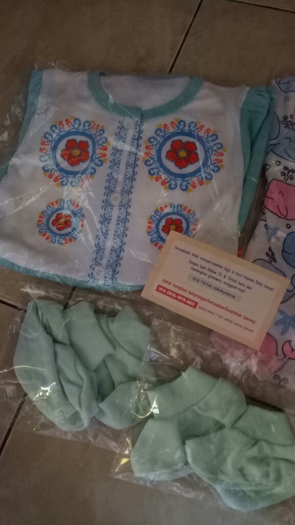 (random) Baby Lona Jumper Anak Bayi Fashion Motif Batik Girl 3-6 Bulan