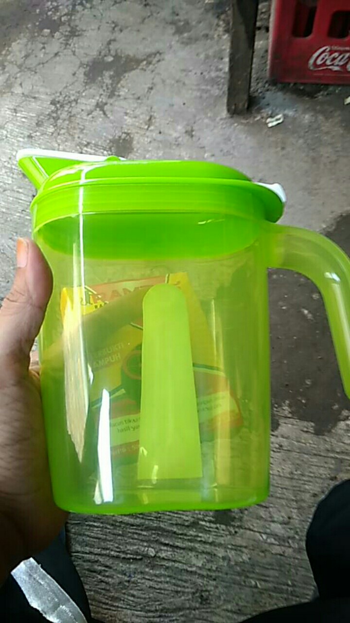 Hawaii Avita Wadah Minuman Atau Minyak / Eskan Drink Container 700 Ml