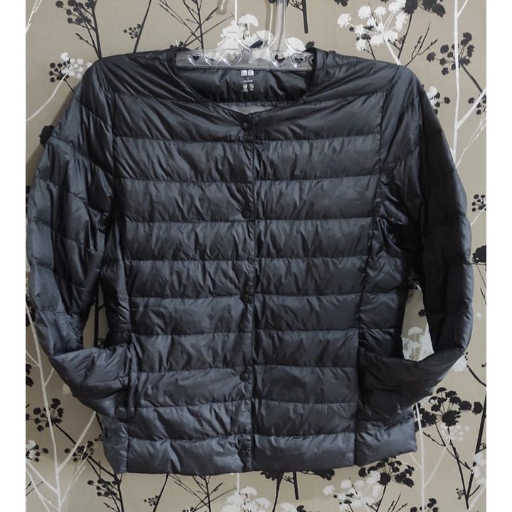 jaket bulang uniqlo ultraligh second