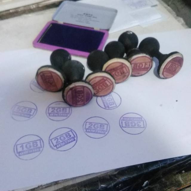 

Stempel kayu biasa / runaflek