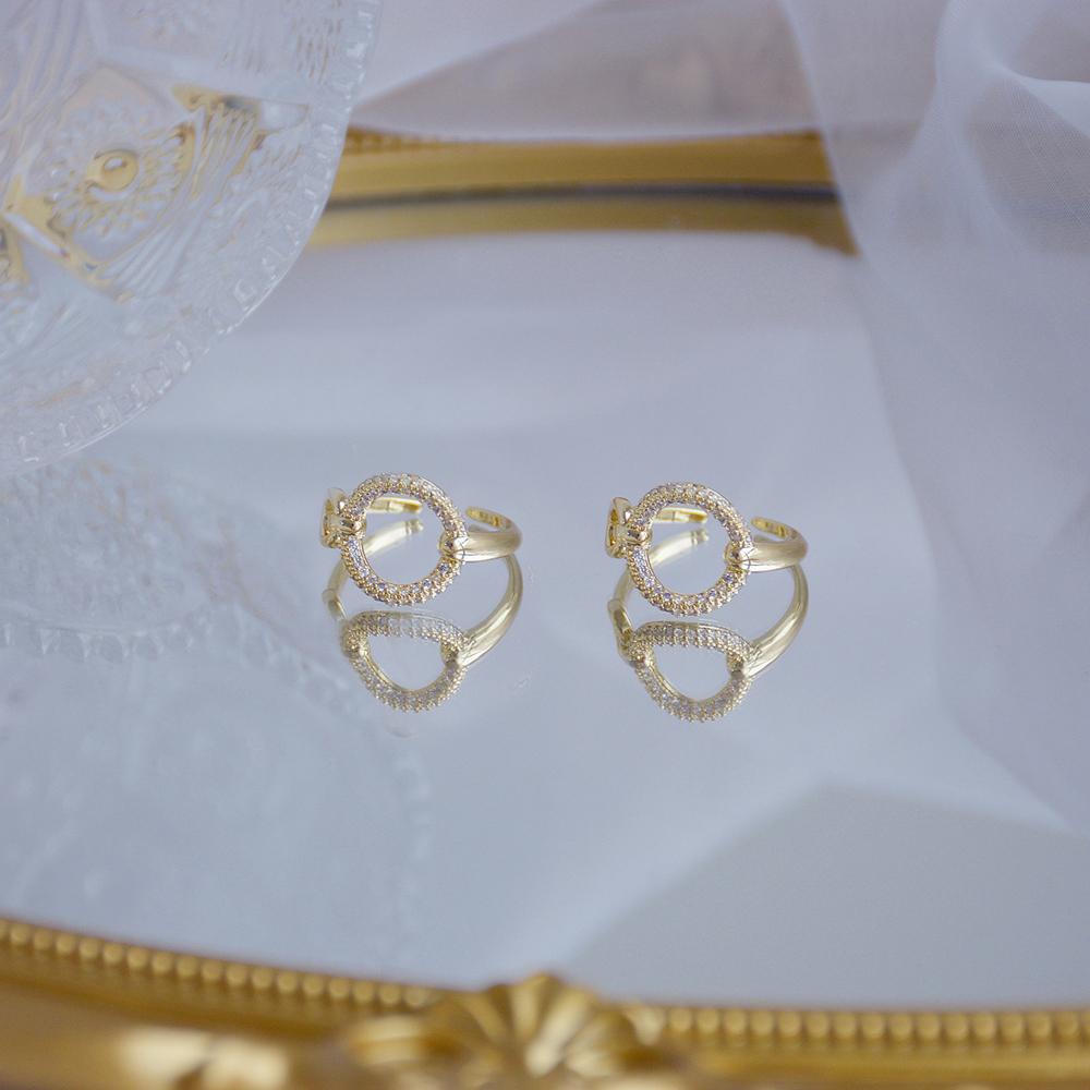 Needway  Cincin Terbuka Dapat Disesuaikan Pasangan Wanita Keren Lingkaran Berongga Keluar Gadis Zirkon Aksesoris Pesta