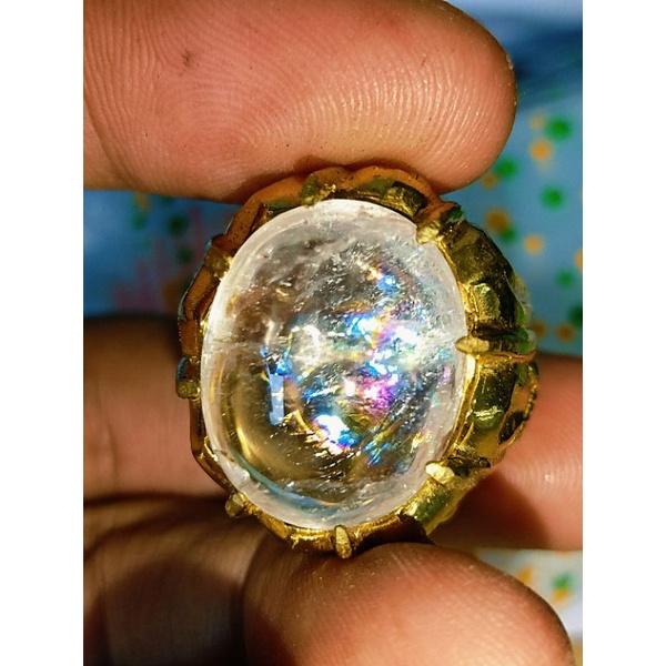 batu kecubung pelangi