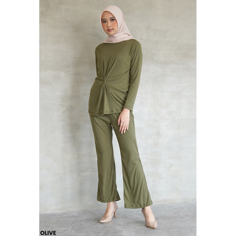 Faliha Set Knit