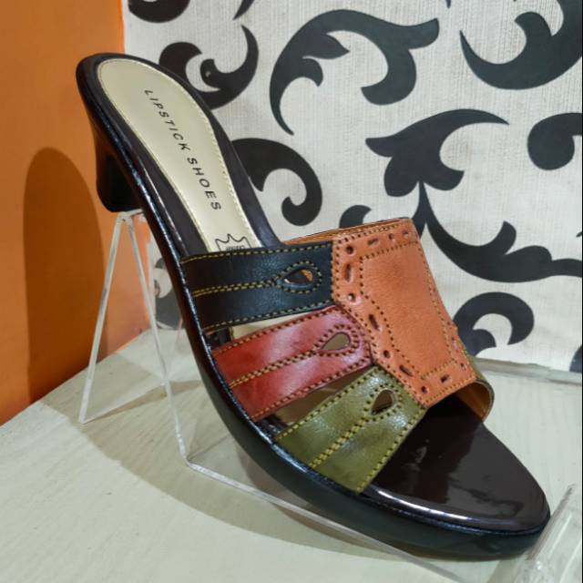 Sandal Hak 3cm Wanita merek Lipstik Kulit