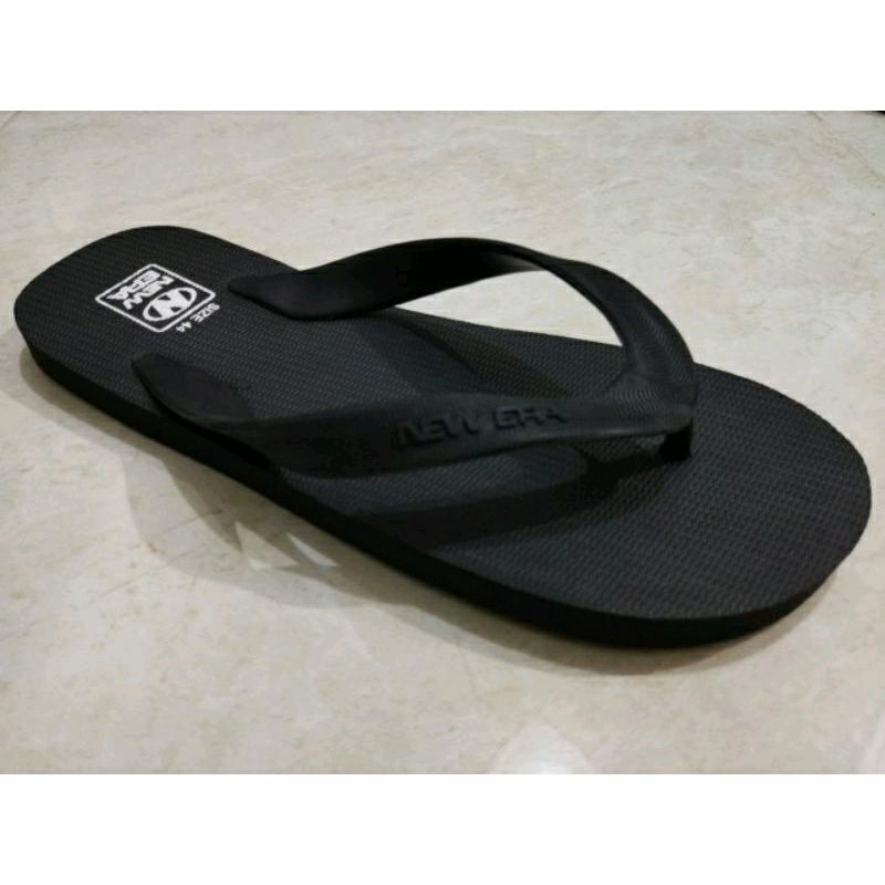 Sandal Jepit Pria New Era Miami size 39 - 44